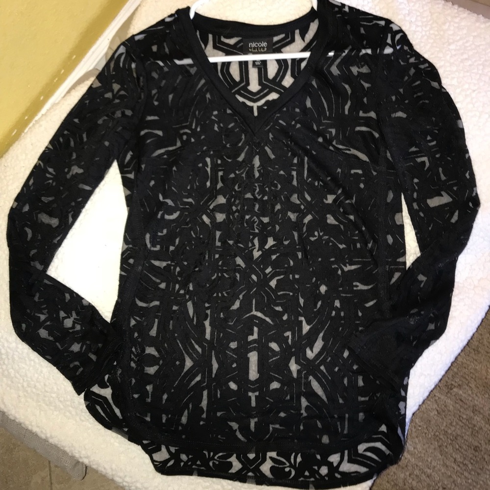 Nicole, Mesh Long Sleep Top